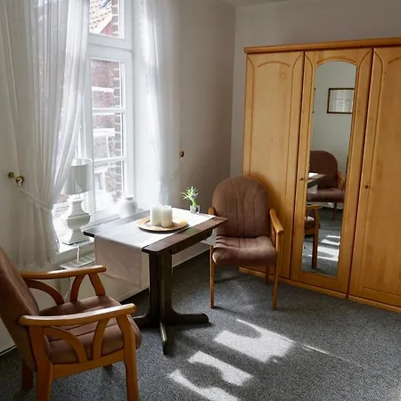 Zum Freiheiter Hof Hotel *
