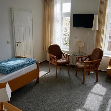 Zum Freiheiter Hof Hotel *